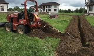 Копка траншей для водопровода в Великих Луках: цена за метр от 936 руб.