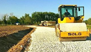 Отсыпка дороги в Великих Луках от 2Землекопа-Вкл от 936 руб. за метр 